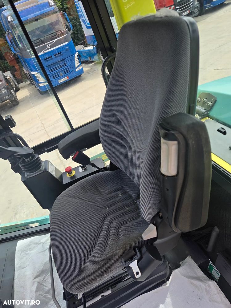 Ammann ASC110, 2018, 445h, Masa operationala 15tone, latime tambur 2,1m, lungime totala 5,7m, motor 115KW, posibilitate leasing 3 ani, STARE FOARTE BUNA-65.900 EUR+Tva - 16