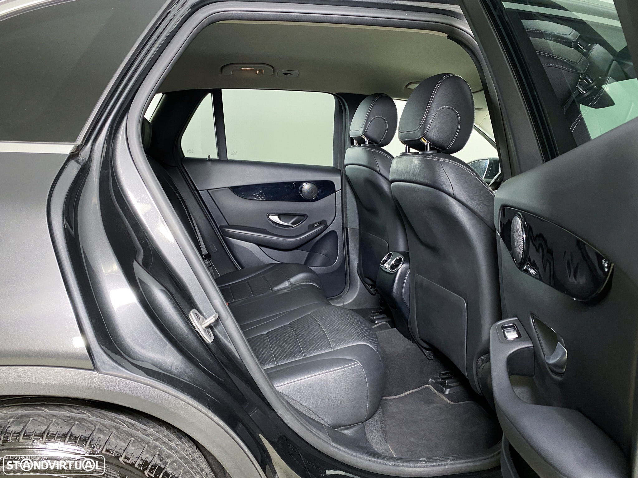 Mercedes-Benz GLC 300 - 17