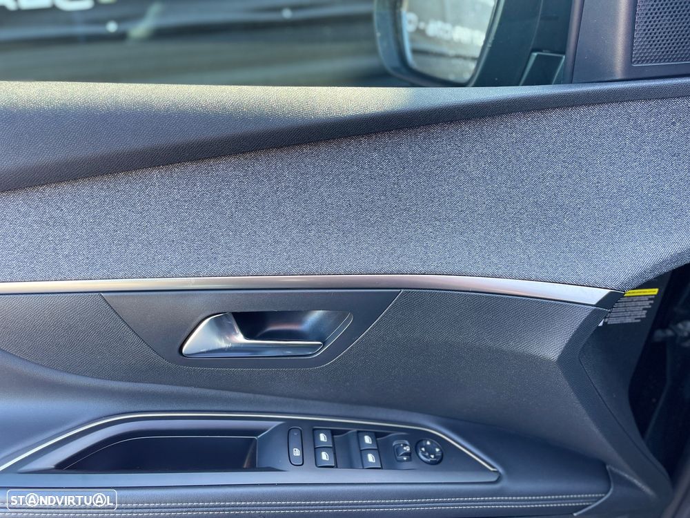 Peugeot 5008 BlueHDI 130 EAT8 Allure Pack - 12