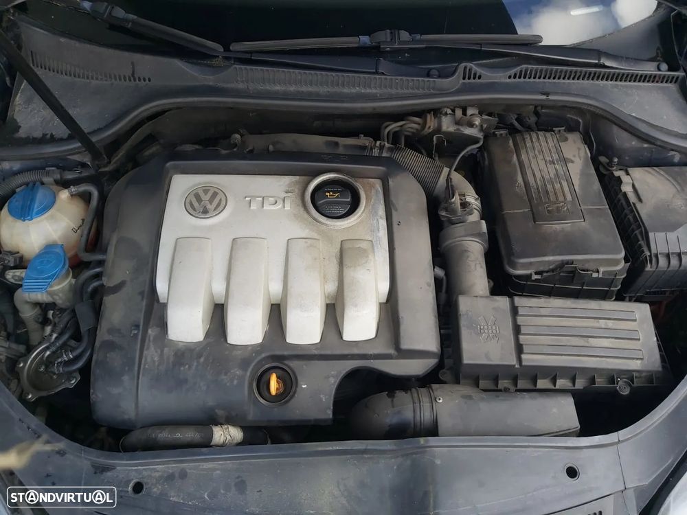 Volkswagen Golf 5 1.9 tdi 105cv ás peças - 7