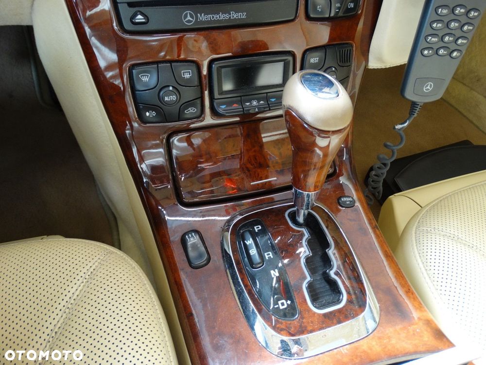 Mercedes-Benz CL - 24