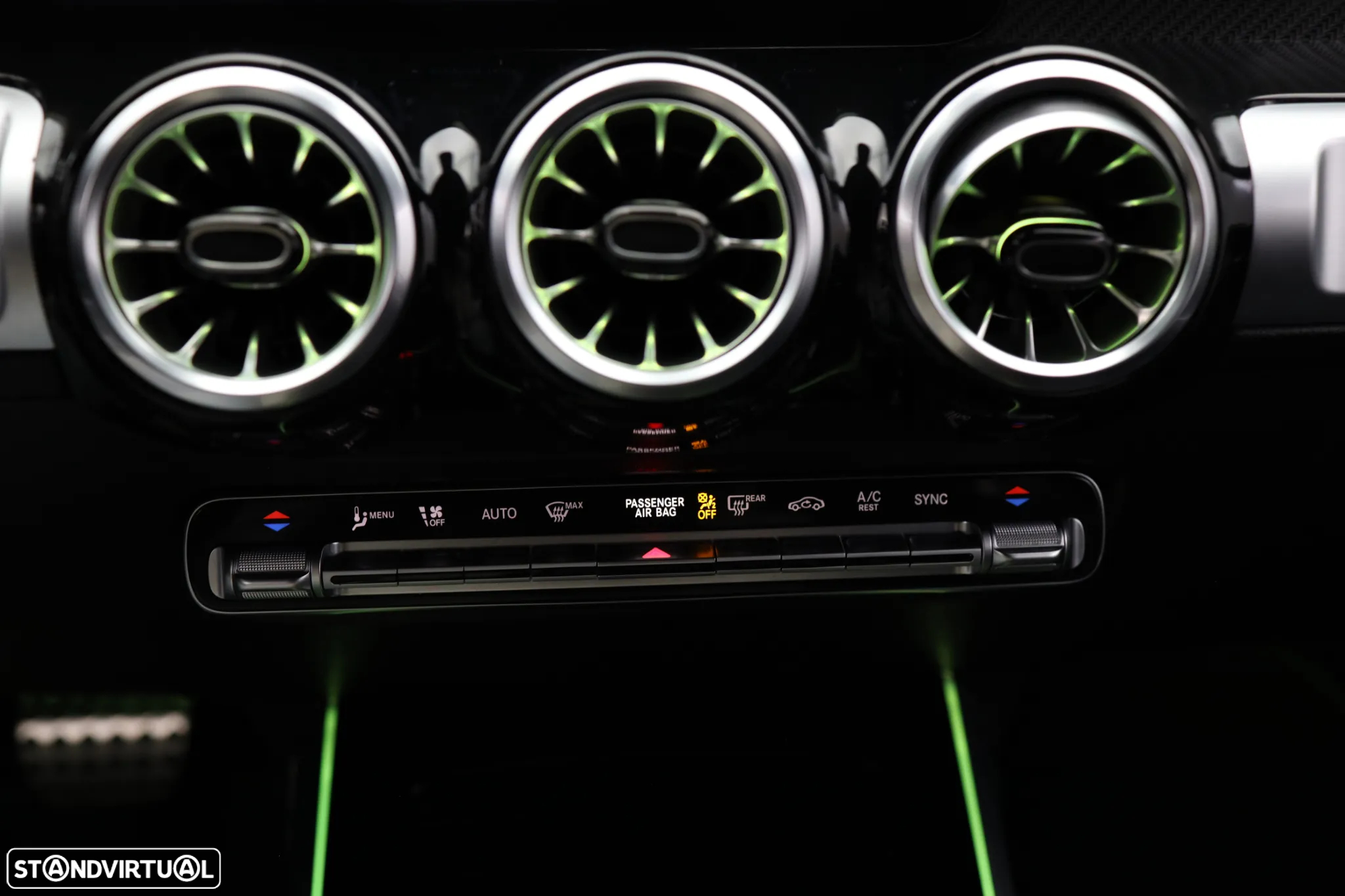 Mercedes-Benz GLB 200 d AMG Line - 22
