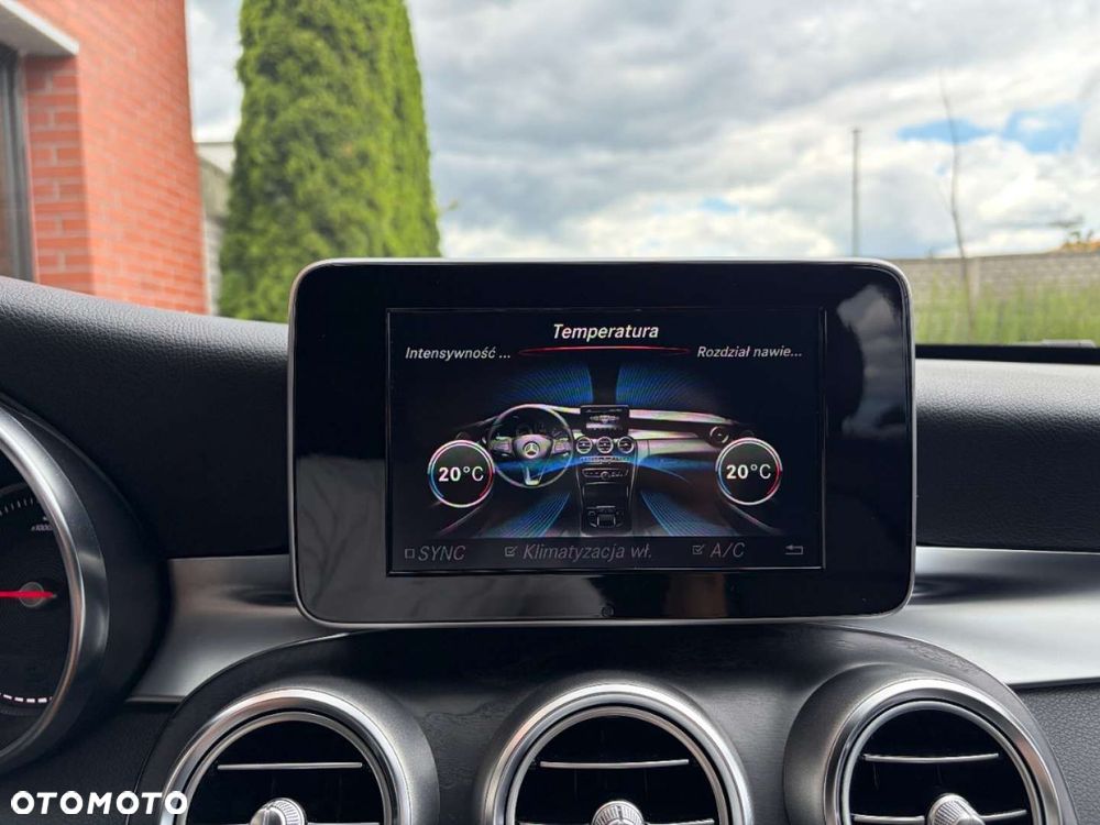 Mercedes-Benz Klasa C 250 d 4Matic 9G-TRONIC - 19