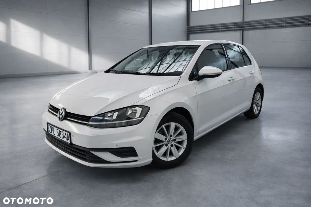 Volkswagen Golf 1.0 TSI Trendline - 1