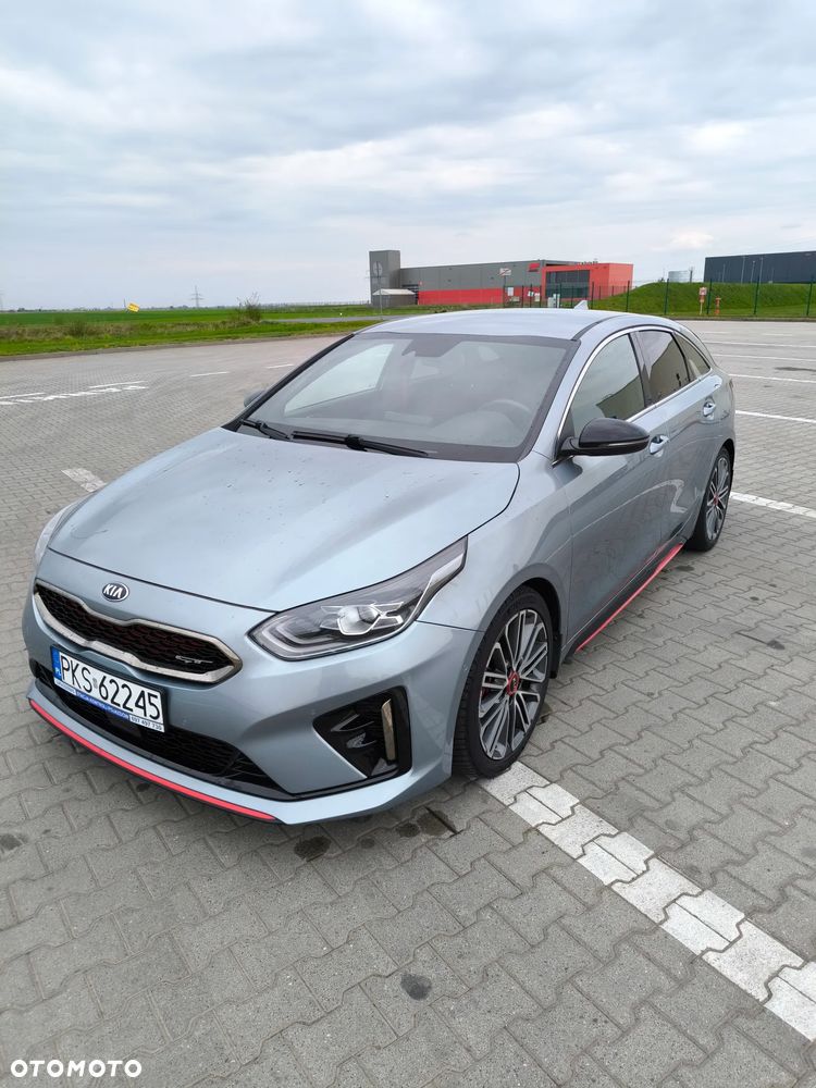 Kia ProCeed - 26