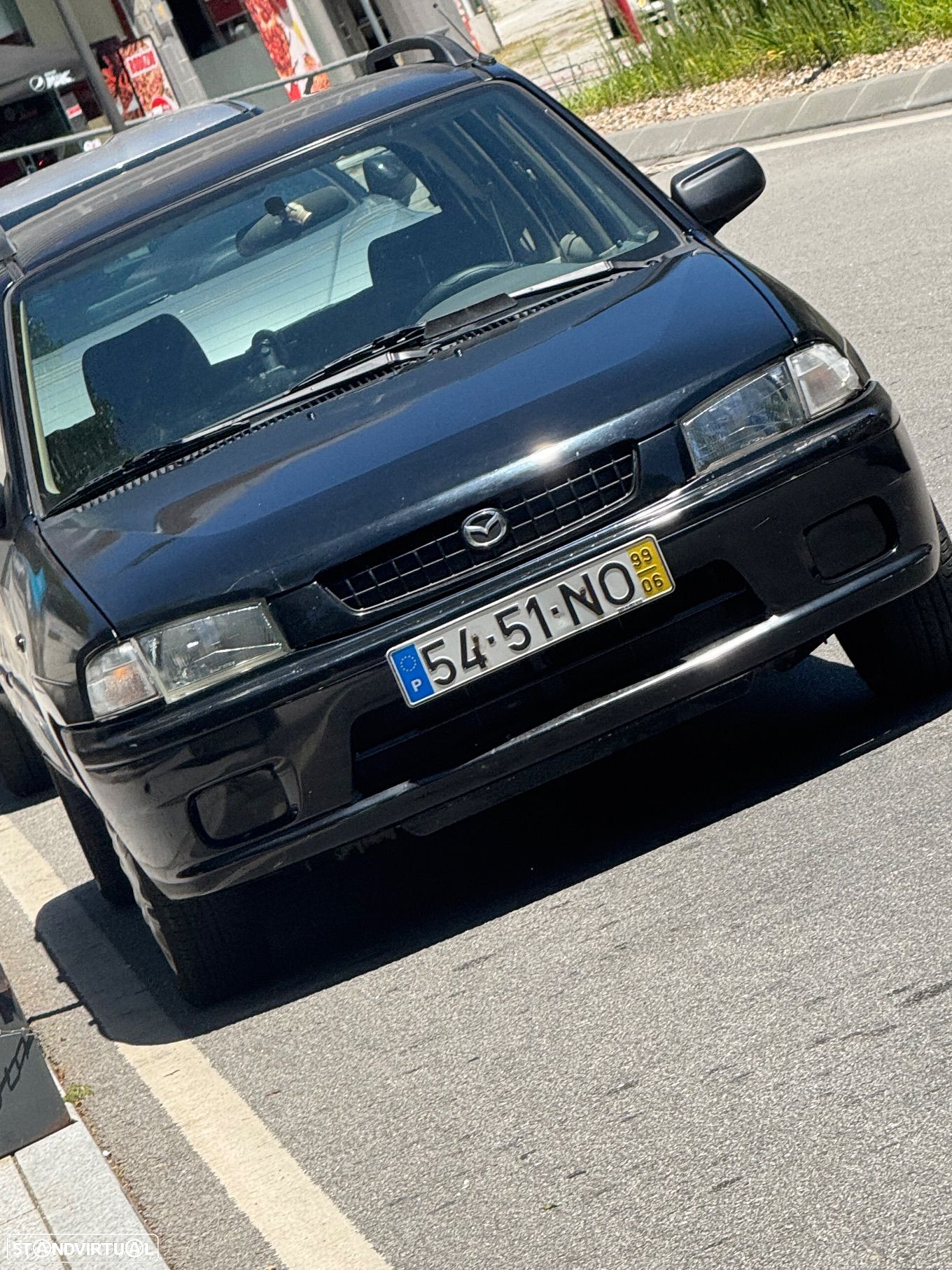 Mazda Demio 1.3 GLX - 1
