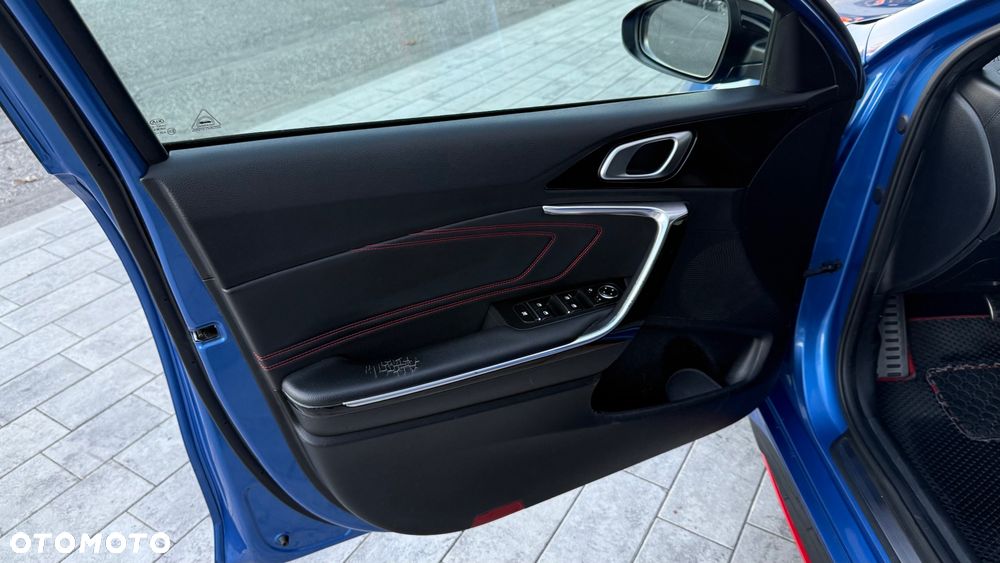 Kia ProCeed 1.6 T-GDI GT DCT - 20