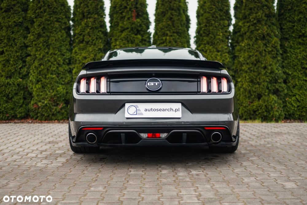 Ford Mustang - 5