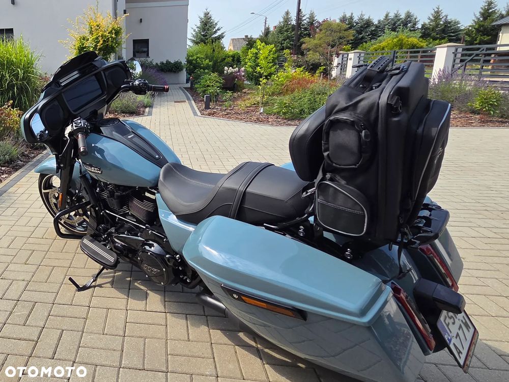 Harley-Davidson Touring Street Glide - 8