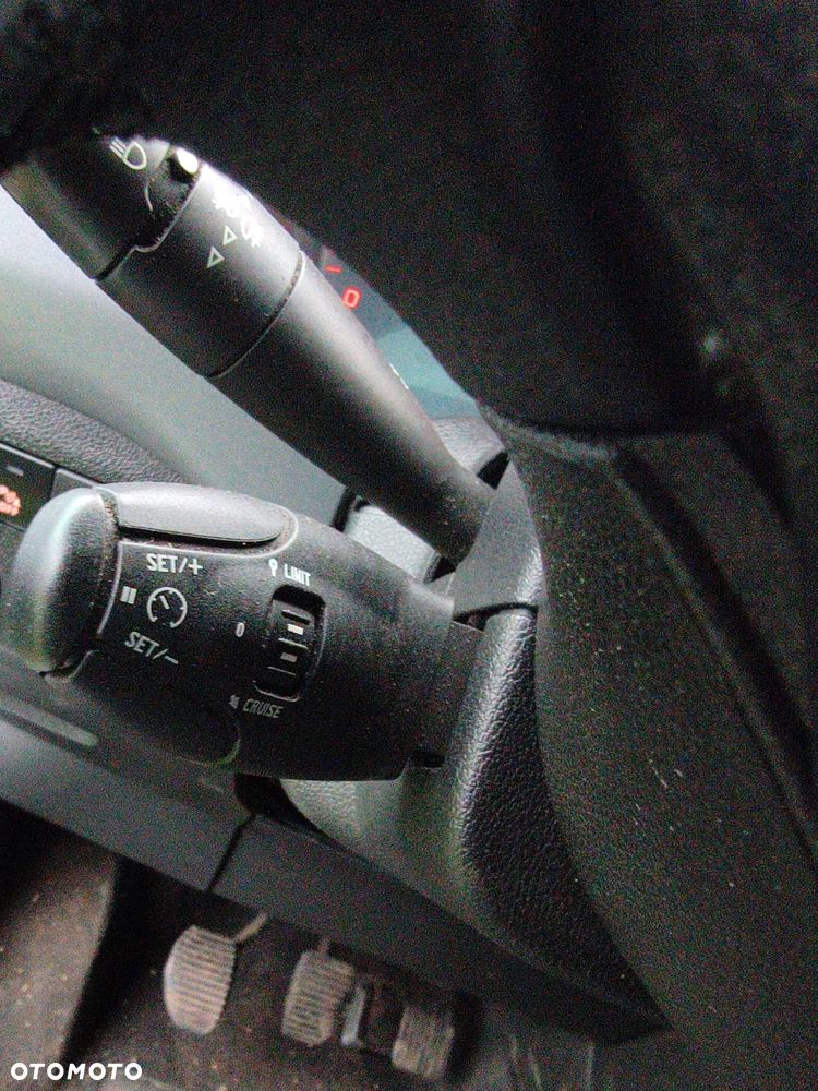 Citroën Berlingo 1.6 HDi Exclusive - 12