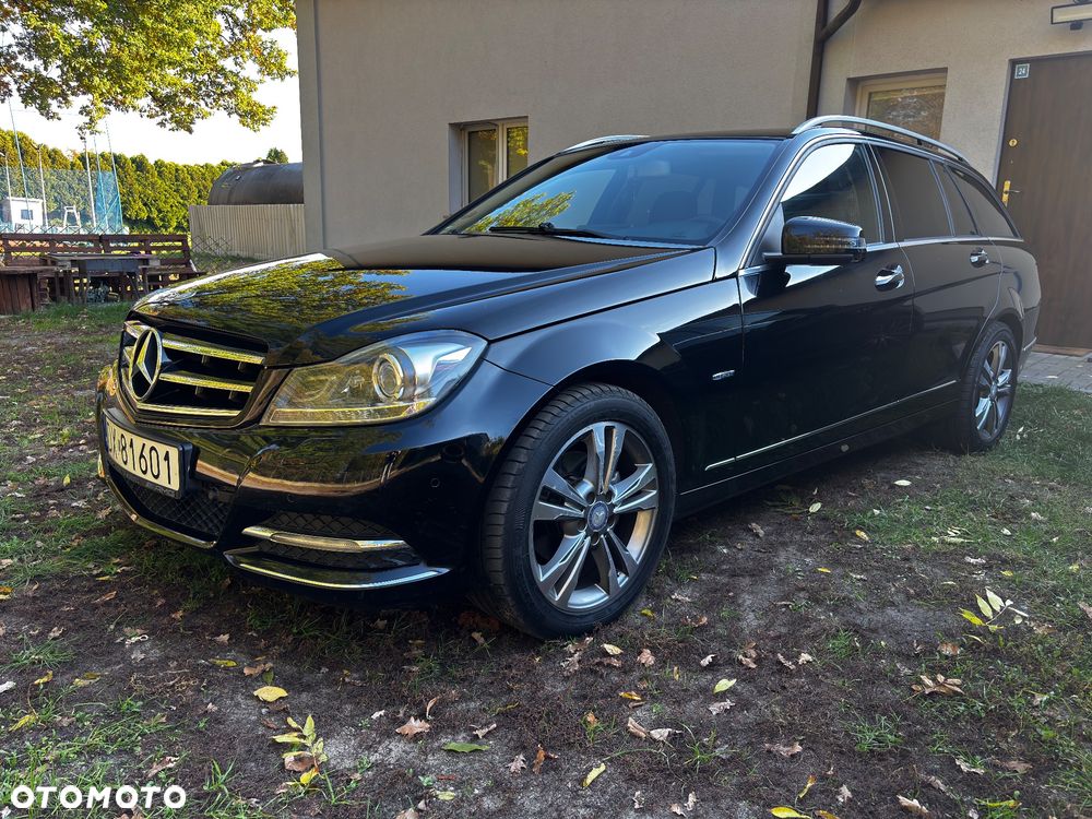Mercedes-Benz C-Klasa 2012 photo 2