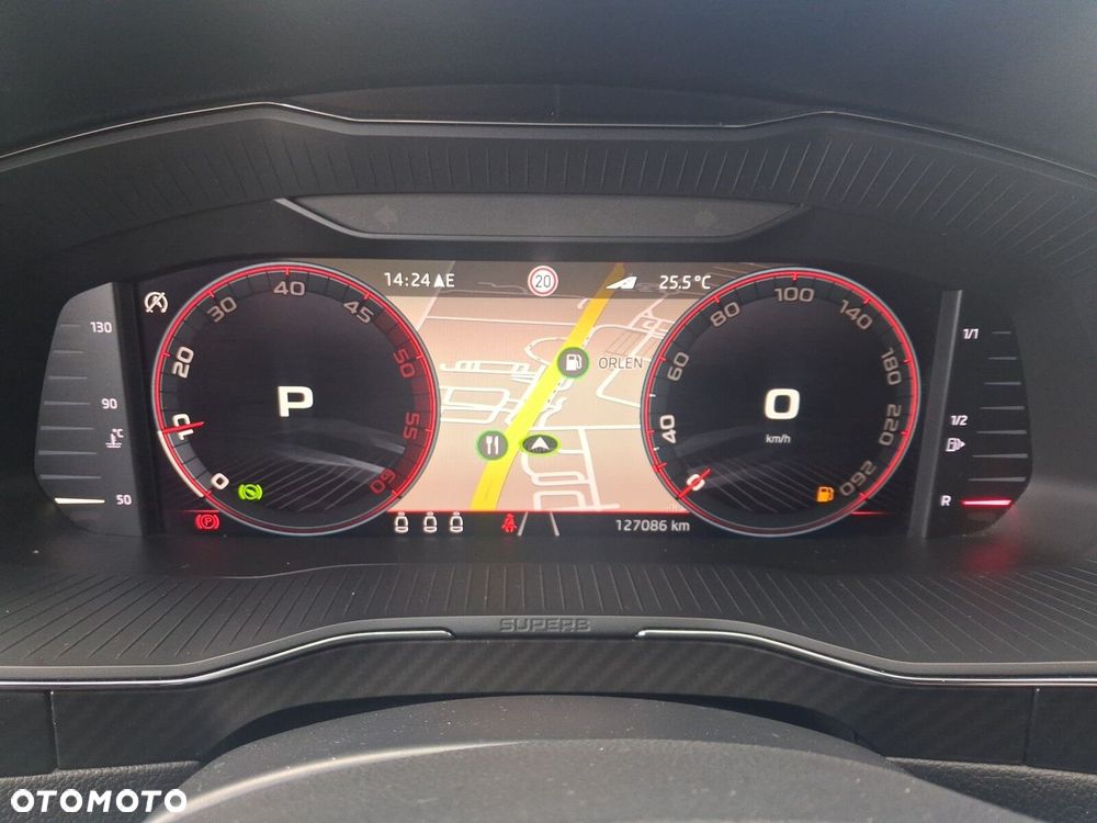 Skoda Superb 2.0 TDI SCR Sportline DSG - 11