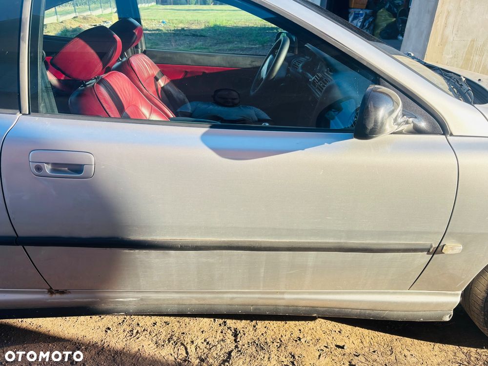 Peugeot 406 2.2 - 12