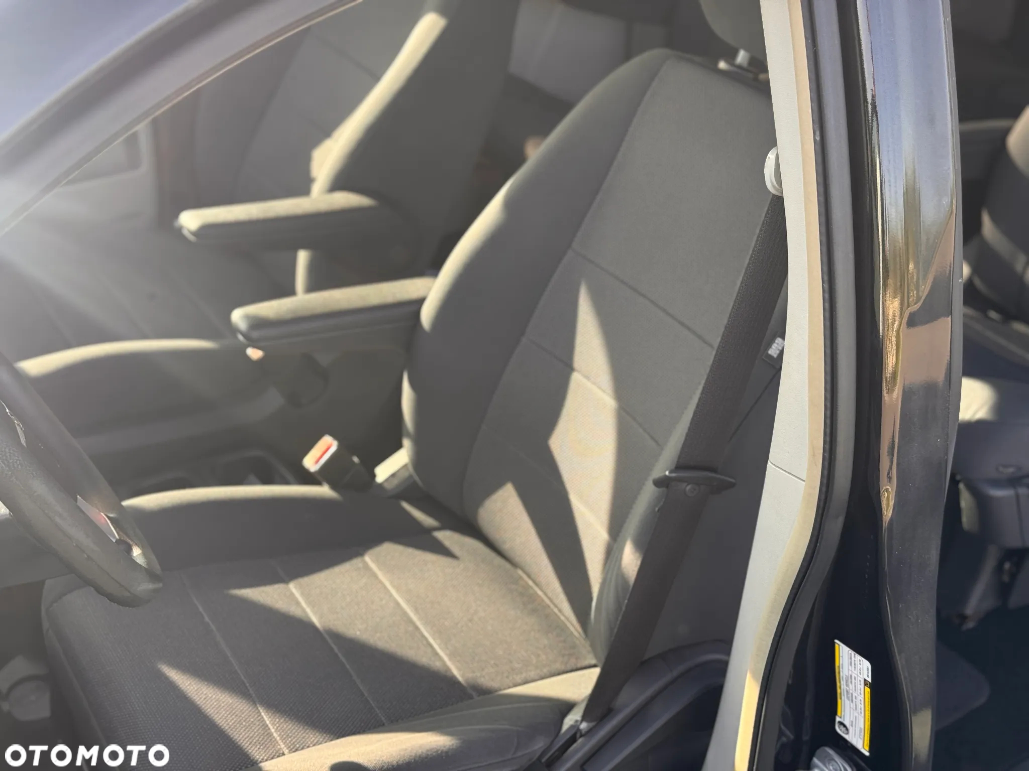 Chrysler Grand Voyager 2.8 CRD Automatik LX - 17