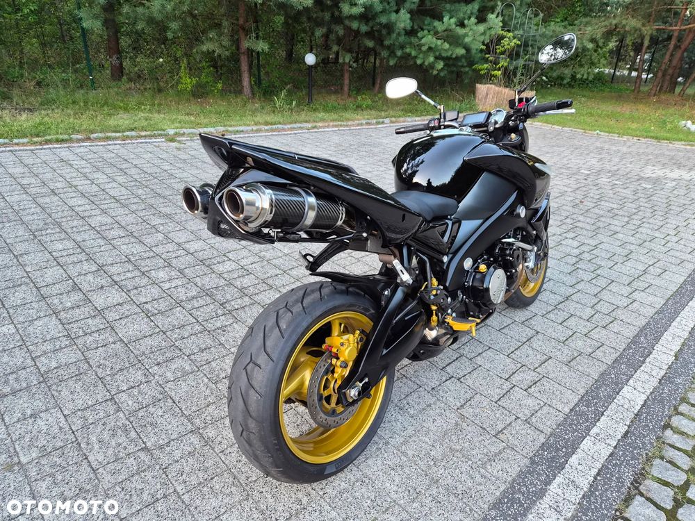 Suzuki GSX - 9