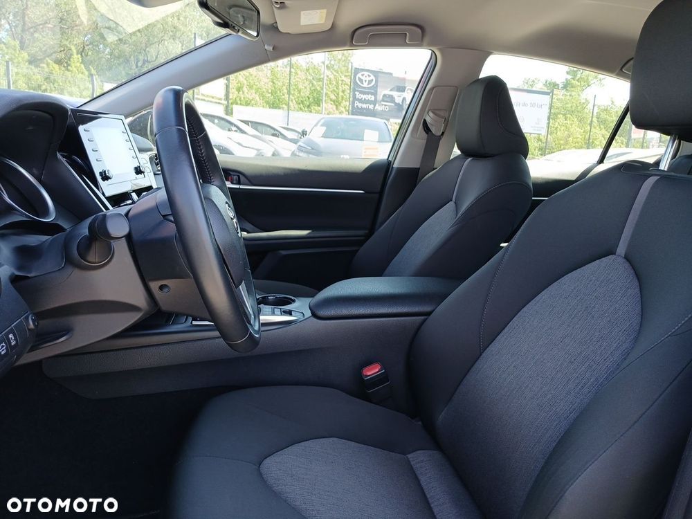 Toyota Camry 2.5 Hybrid Comfort CVT - 15