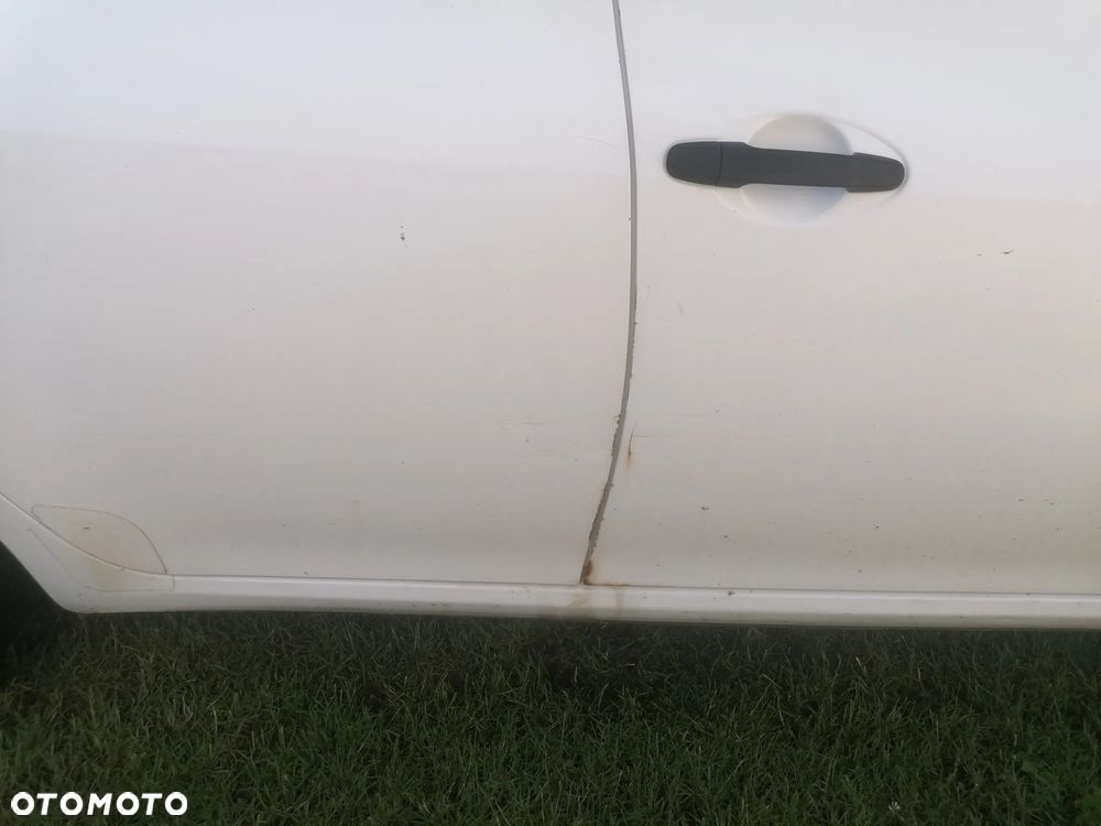 Toyota Auris - 2