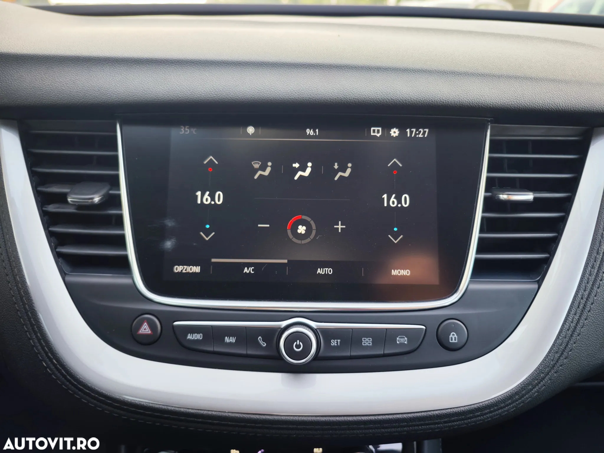 Opel Grandland X 1.5 START/STOP AT8 Business Edition - 18