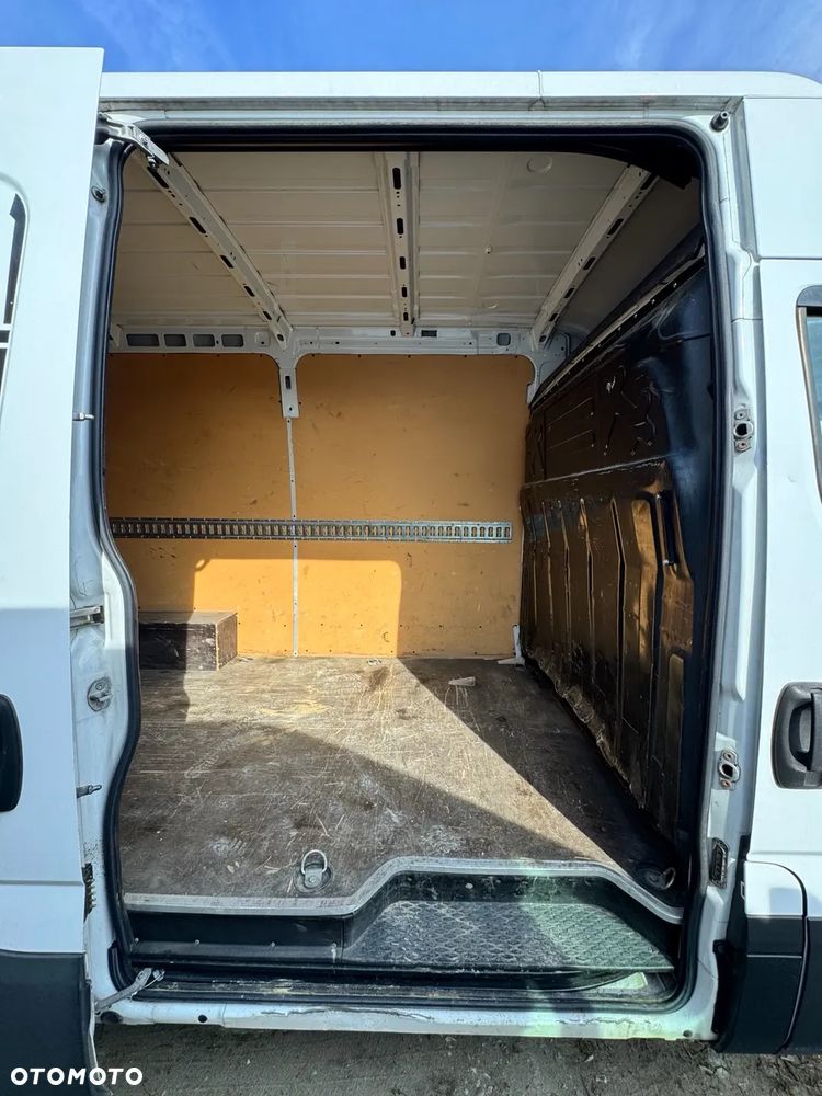 Iveco DAILY MAXI H2 HI MATIC - 13