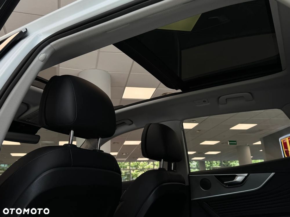 Hongqi HS5 2.0T Executive AWD - 10