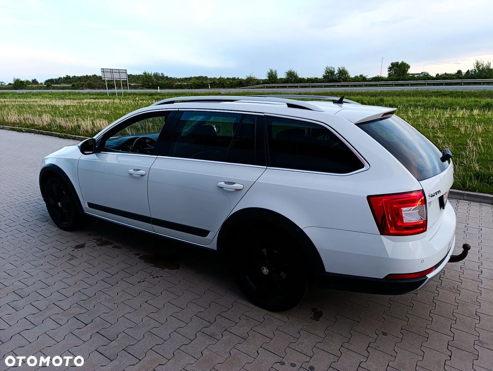 Skoda Octavia 2.0 TDI 4x4 Scout - 3