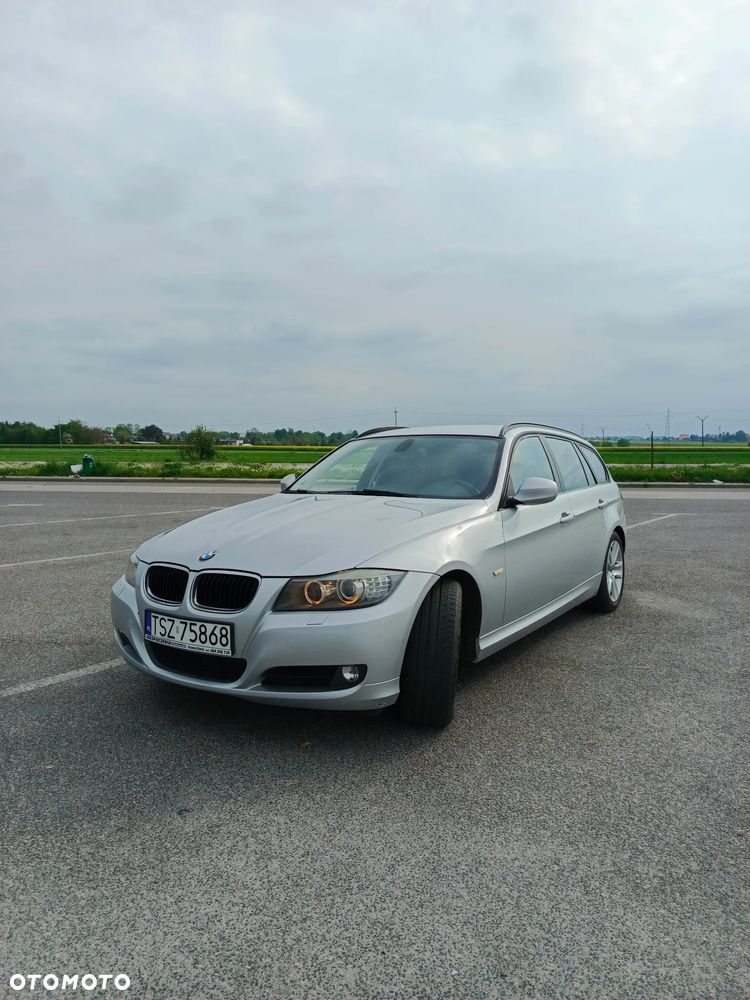 BMW Seria 3 318d - 3