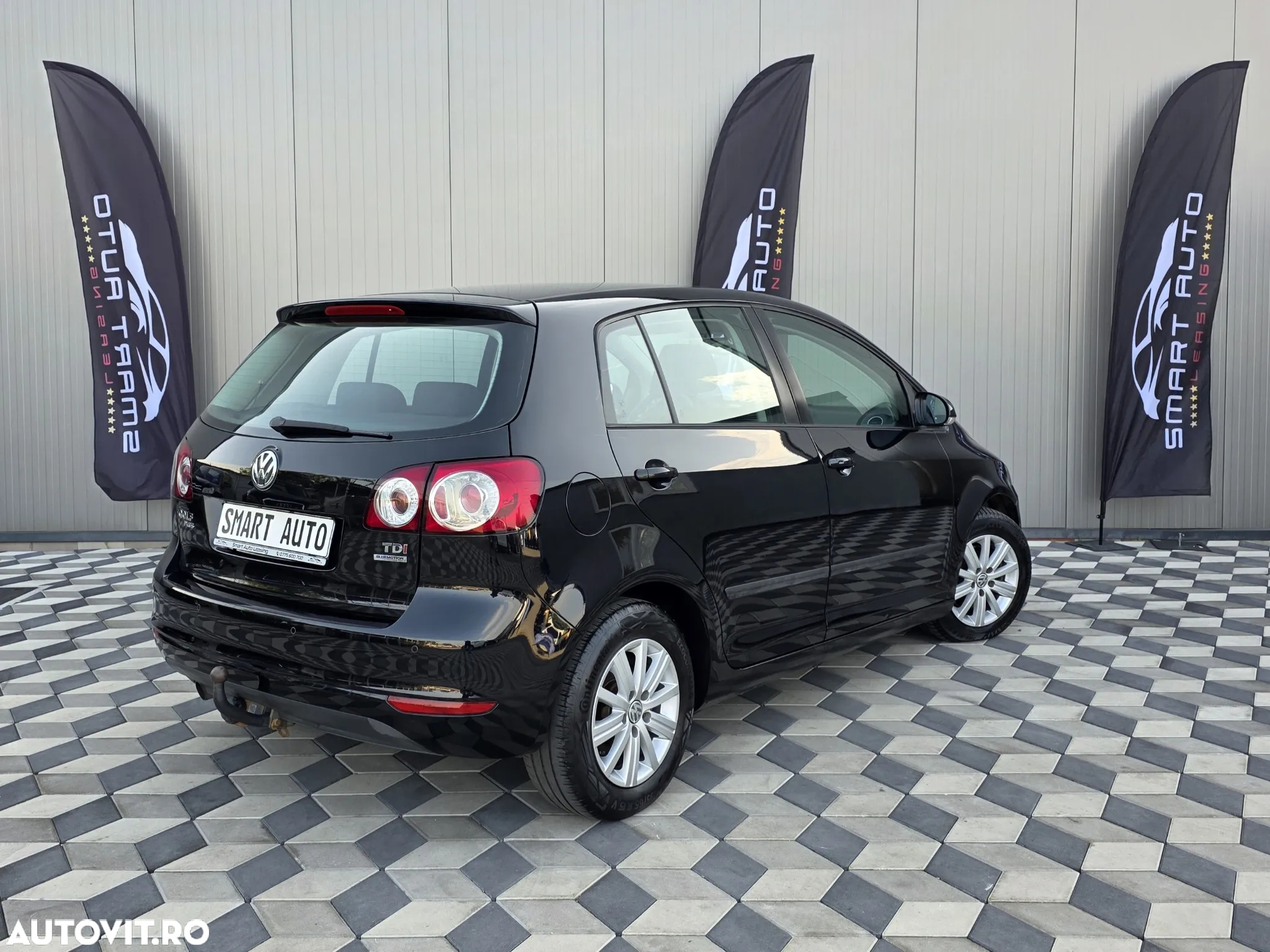 Volkswagen Golf Plus 1.6 TDI DPF BlueMotion Technology Comfortline - 4