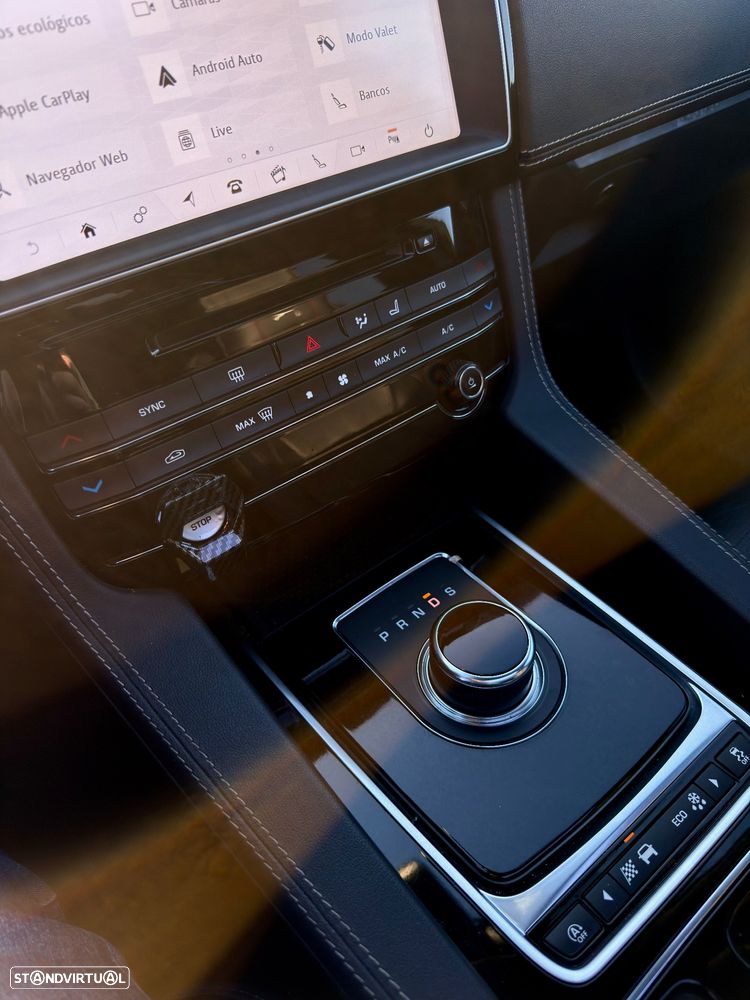 Jaguar F-Pace 20d AWD Aut. R-Sport - 31