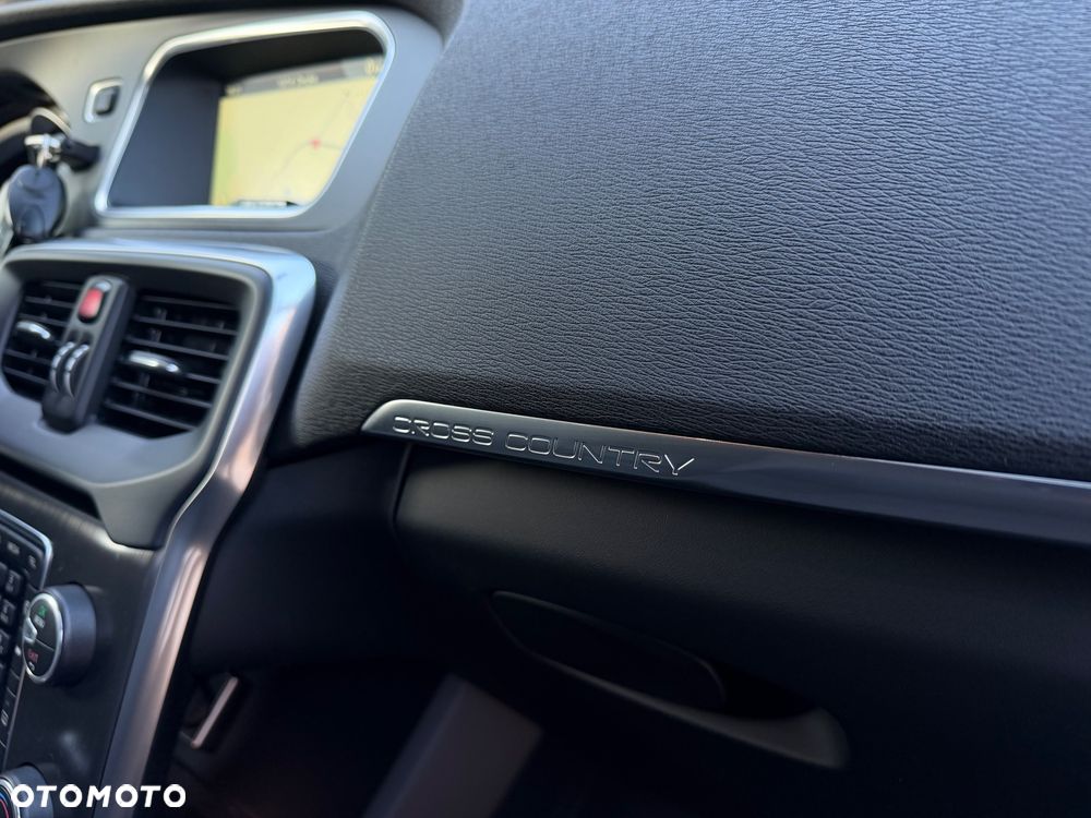 Volvo V40 Cross Country D2 Geartronic Linje You - 27