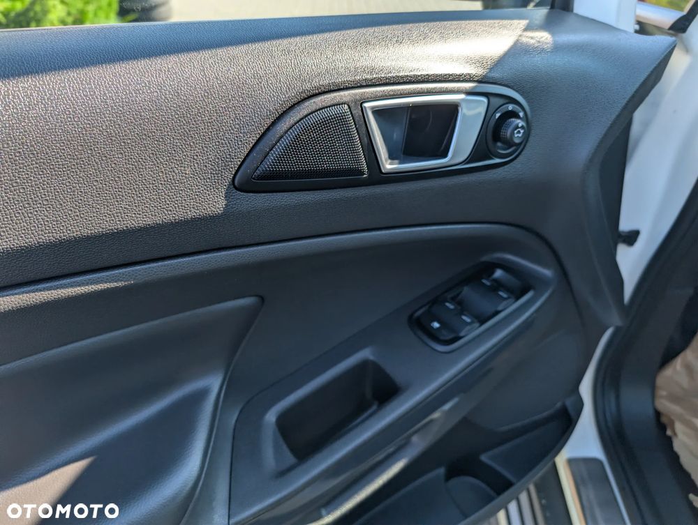 Ford EcoSport 1.0 EcoBoost TITANIUM - 22