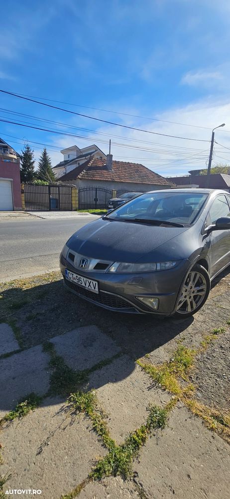 Honda Civic 1.8 SOHC i-VTEC MT Executive - 1