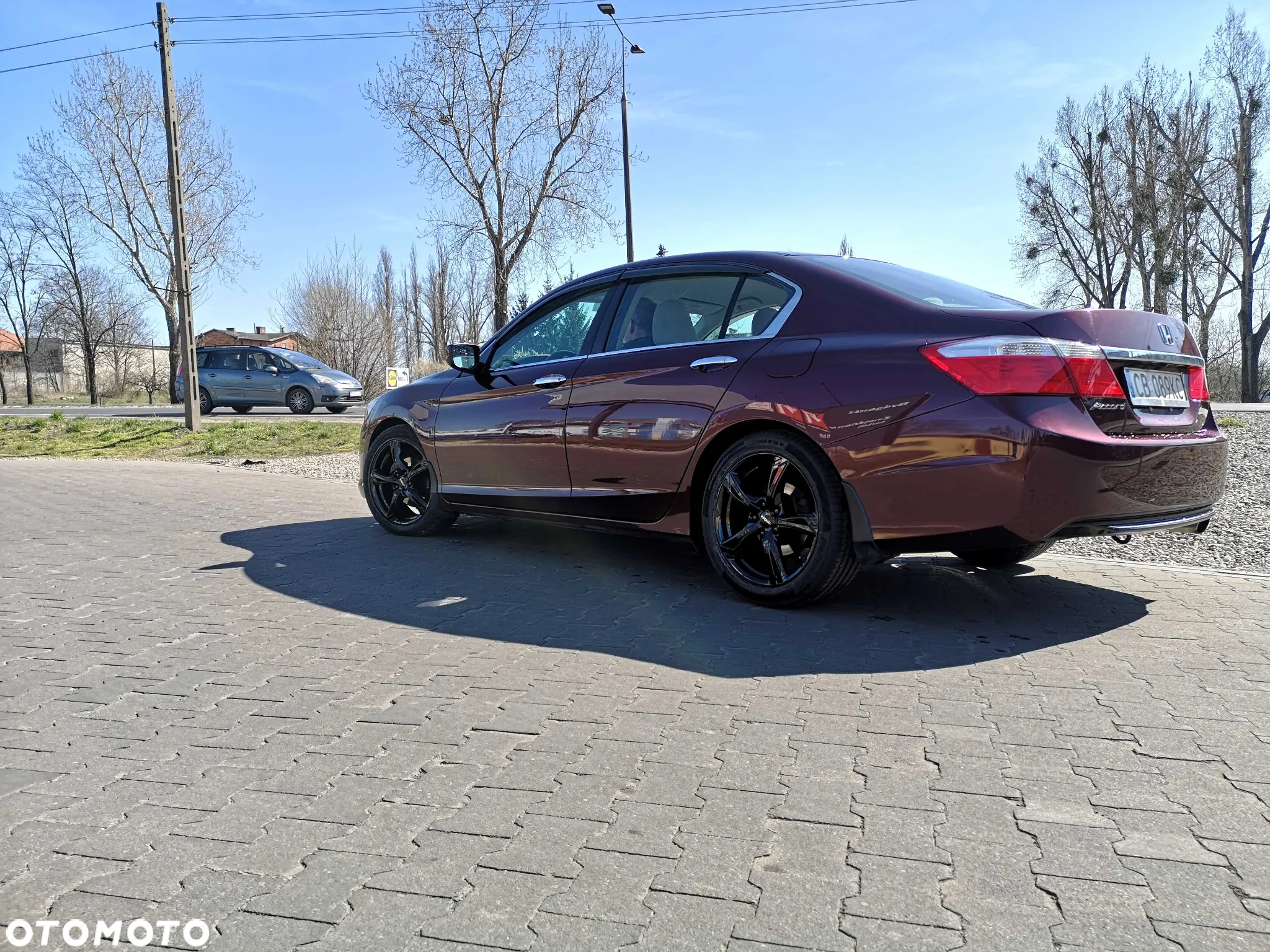 Honda Accord - 2