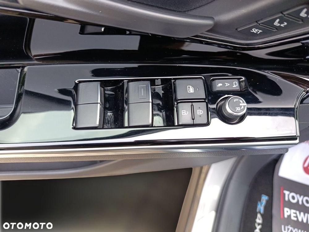 Toyota bZ4X 71.4kWh Executive - 22