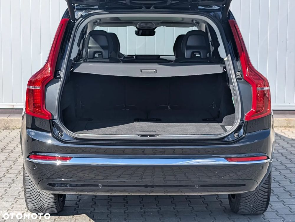 Volvo XC 90 B5 D AWD Ultimate Dark 7os - 17