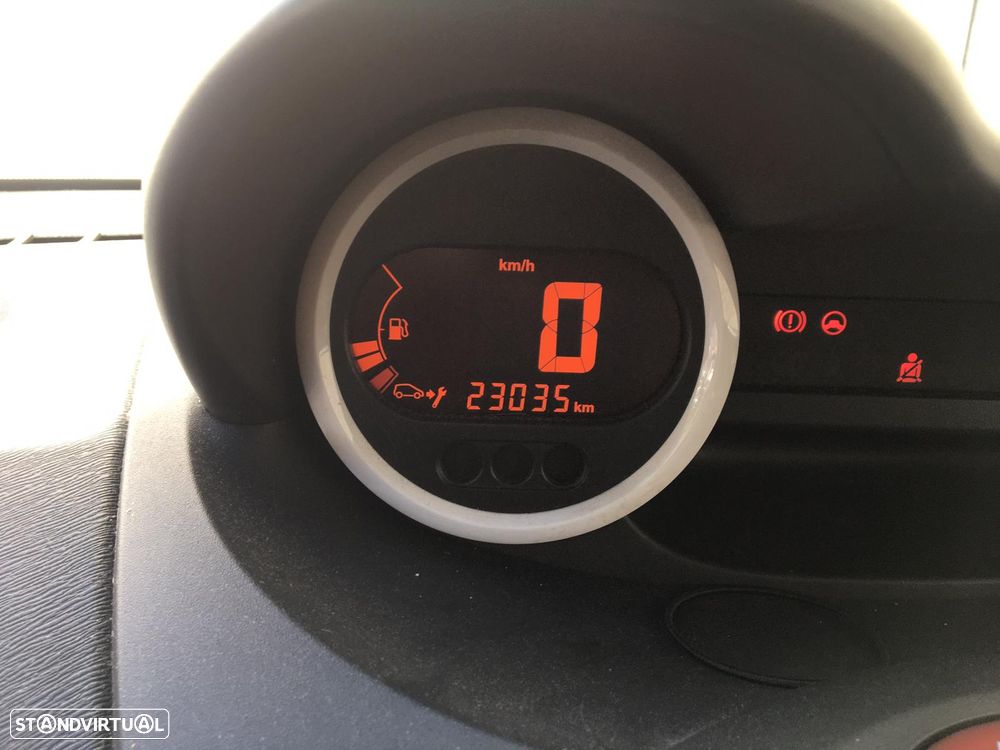 Renault Twingo 1.2 16V Yahoo - 10