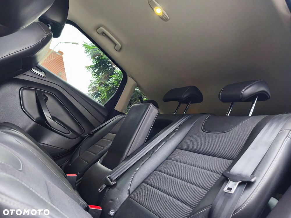 Ford Kuga 2.0 TDCi 4x4 Titanium - 22