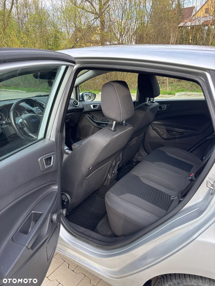 Ford Fiesta 1.6 Ti-VCT Titanium - 10