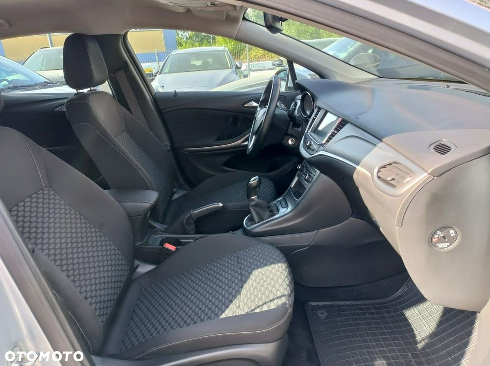Opel Astra 1.4 T GPF Enjoy - 28