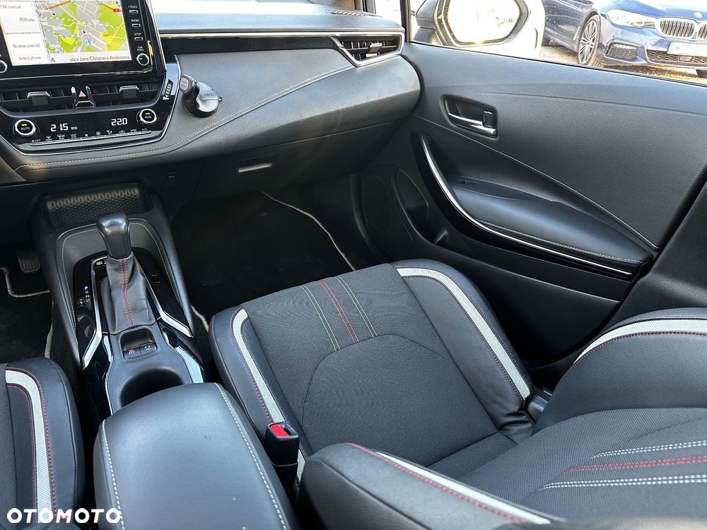 Toyota Corolla 2.0 Hybrid GR Sport - 28