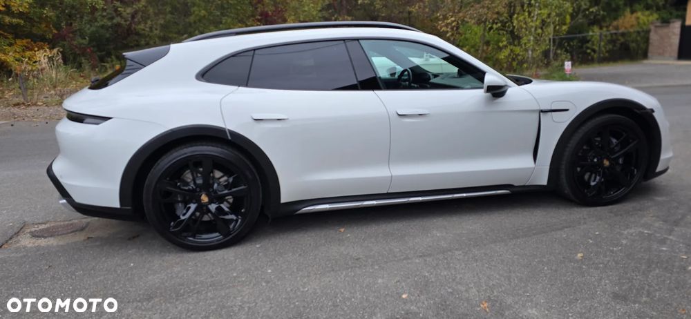 Porsche Taycan 2021 photo 3