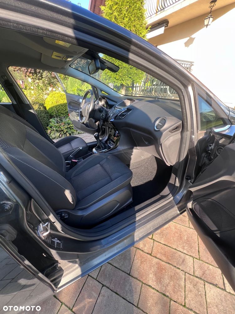 Ford Fiesta - 18