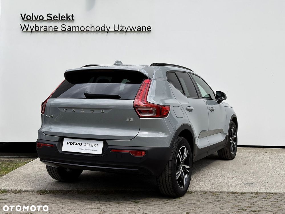 Volvo XC 40 - 6