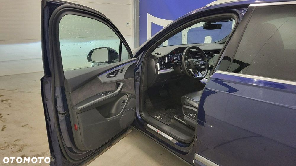 Audi Q7 - 12