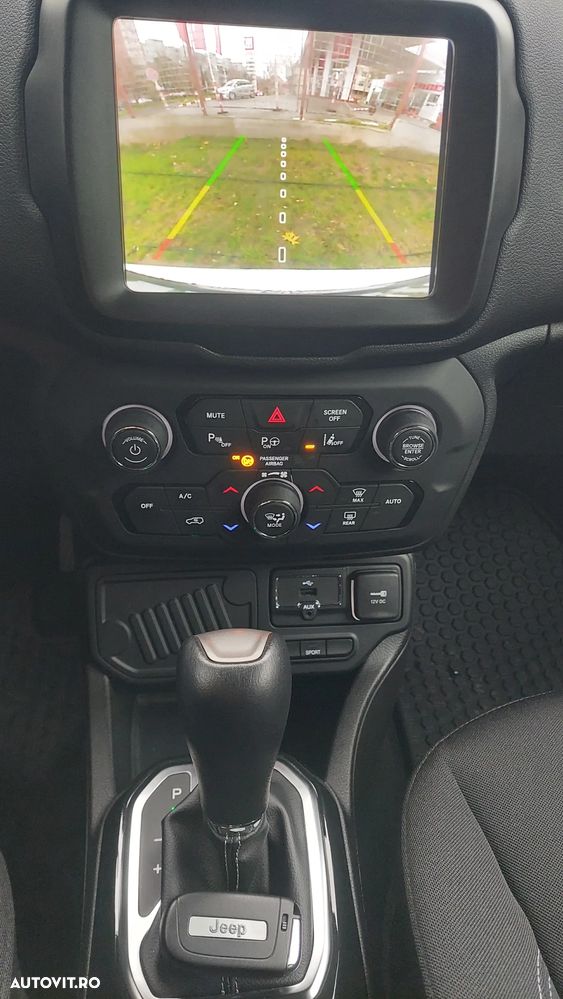 Jeep Renegade 1.3 Turbo 4x2 DDCT6 80th Anniversary - 13