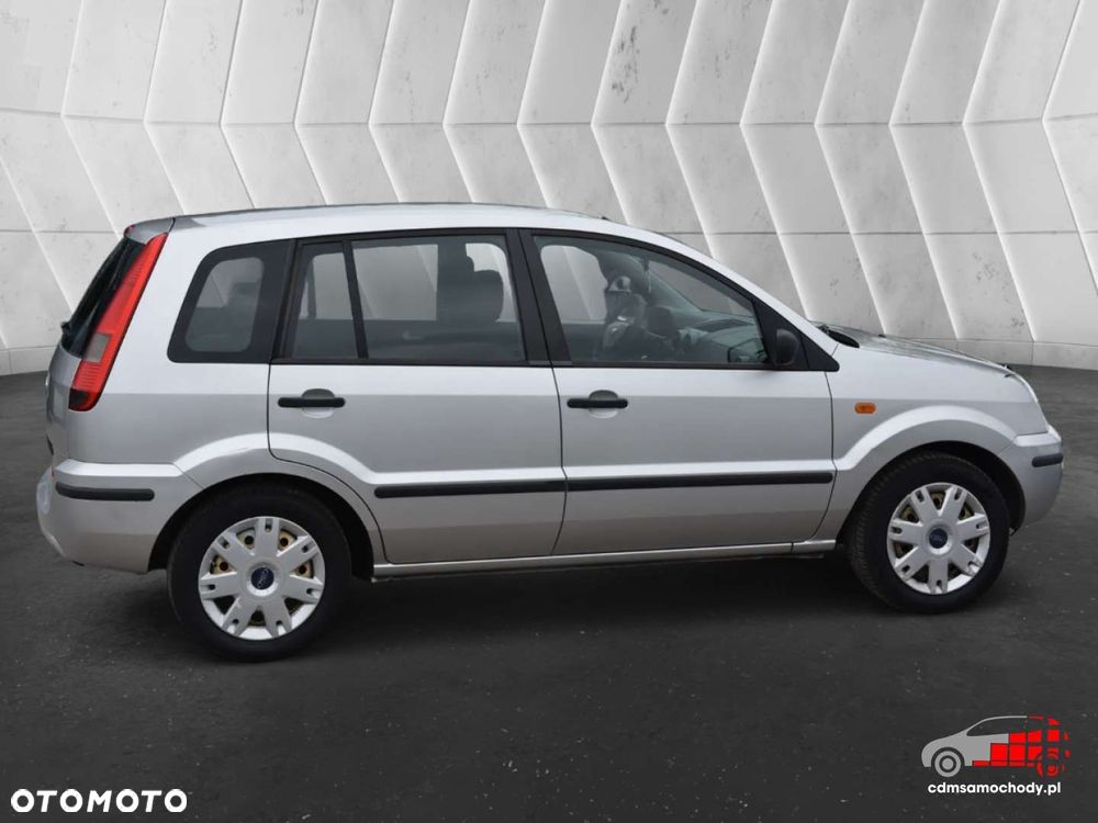 Ford Fusion - 11