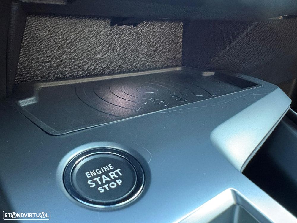 Peugeot 308 SW 1.6 Hybrid GT e-EAT8 - 21