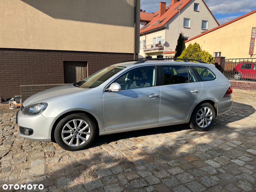Volkswagen Golf 1.6 TDI DPF Highline - 2