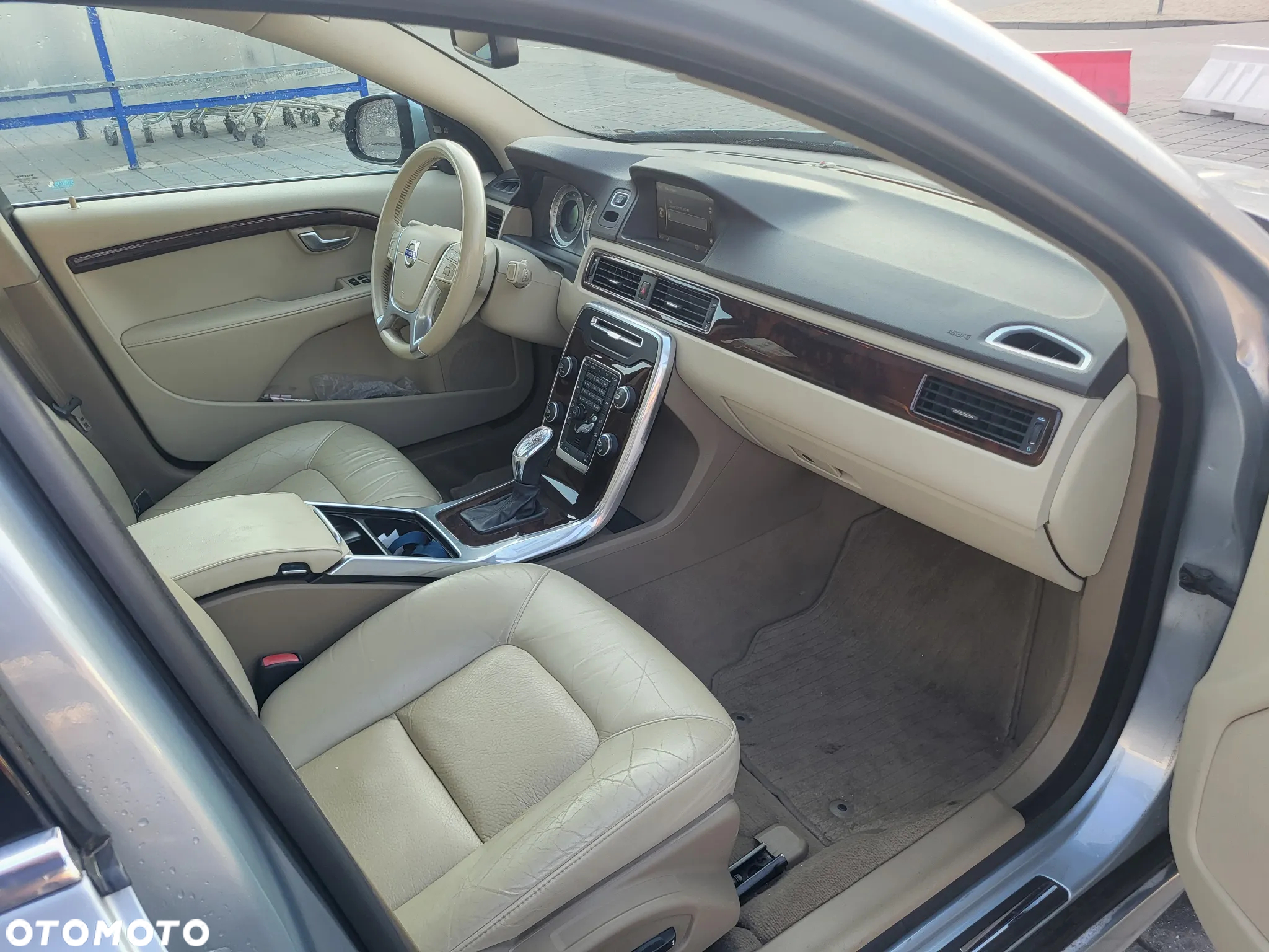 Volvo S80 3.2 Momentum - 21