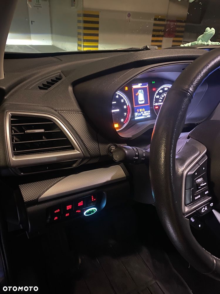 Subaru Forester 2.0 i Platinum Lineartronic - 18