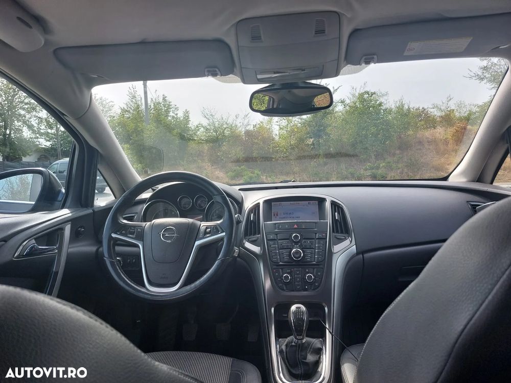 Opel Astra 1.7 CDTI Cosmo - 14